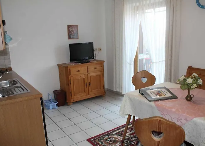 Appartementhaus Haflinger Hof 3*